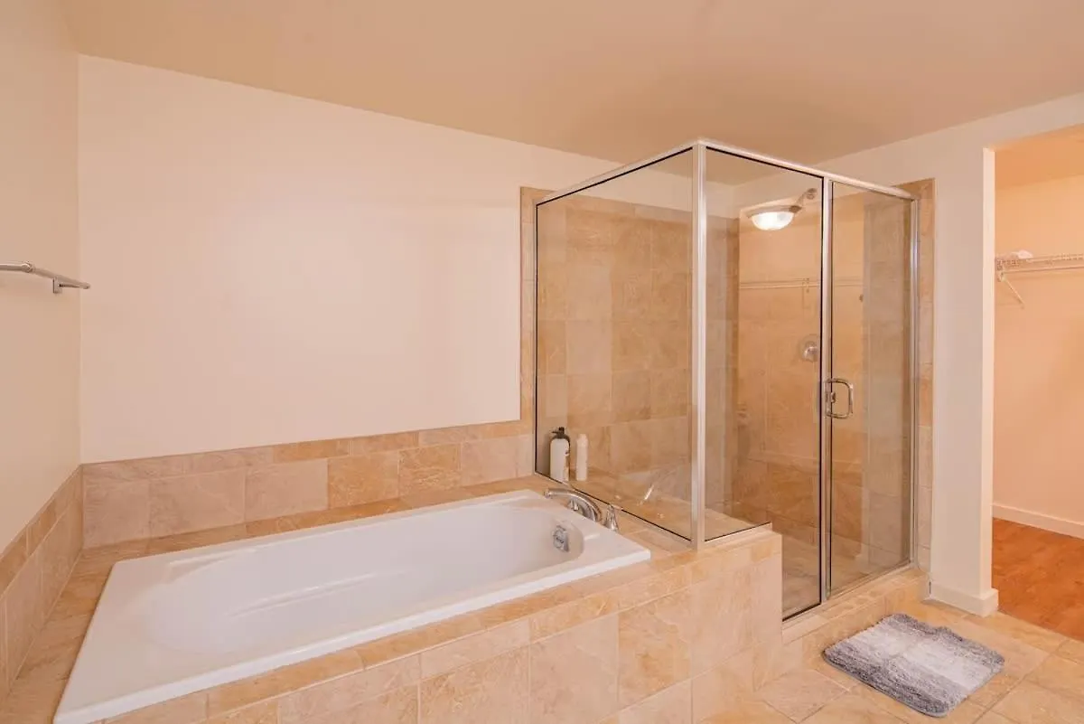Appartamento Sky Terrace Dt Highrise, Gym, Pool, Parking, W-D,Golf Phoenix 0*,